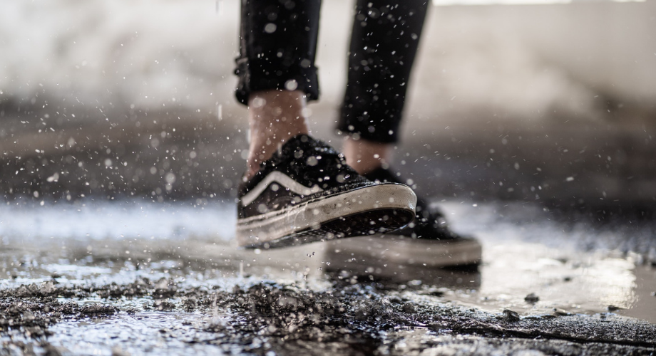 Povećana i stalna vlažnost stopala može prouzročiti nastanak gljivica.